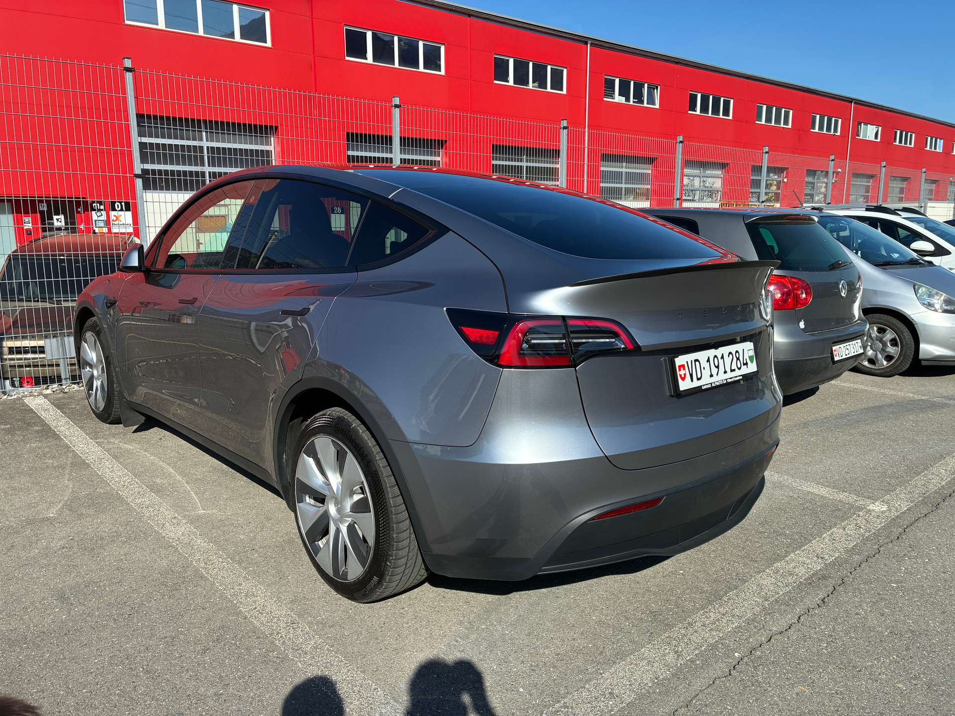 TESLA Long Range AWD - 4x4-image-5