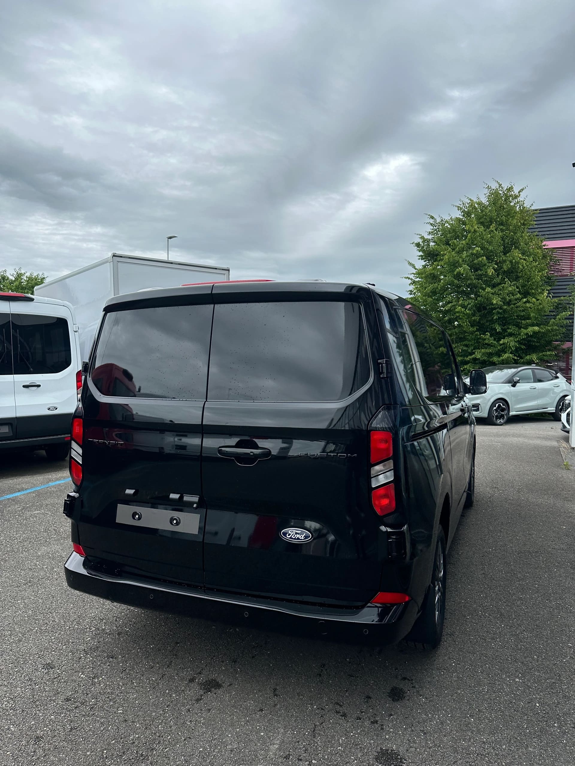 FORD Transit Custom Van 320 L1 2.0 EcoBl Ltd./170CV/Aut.-image-6