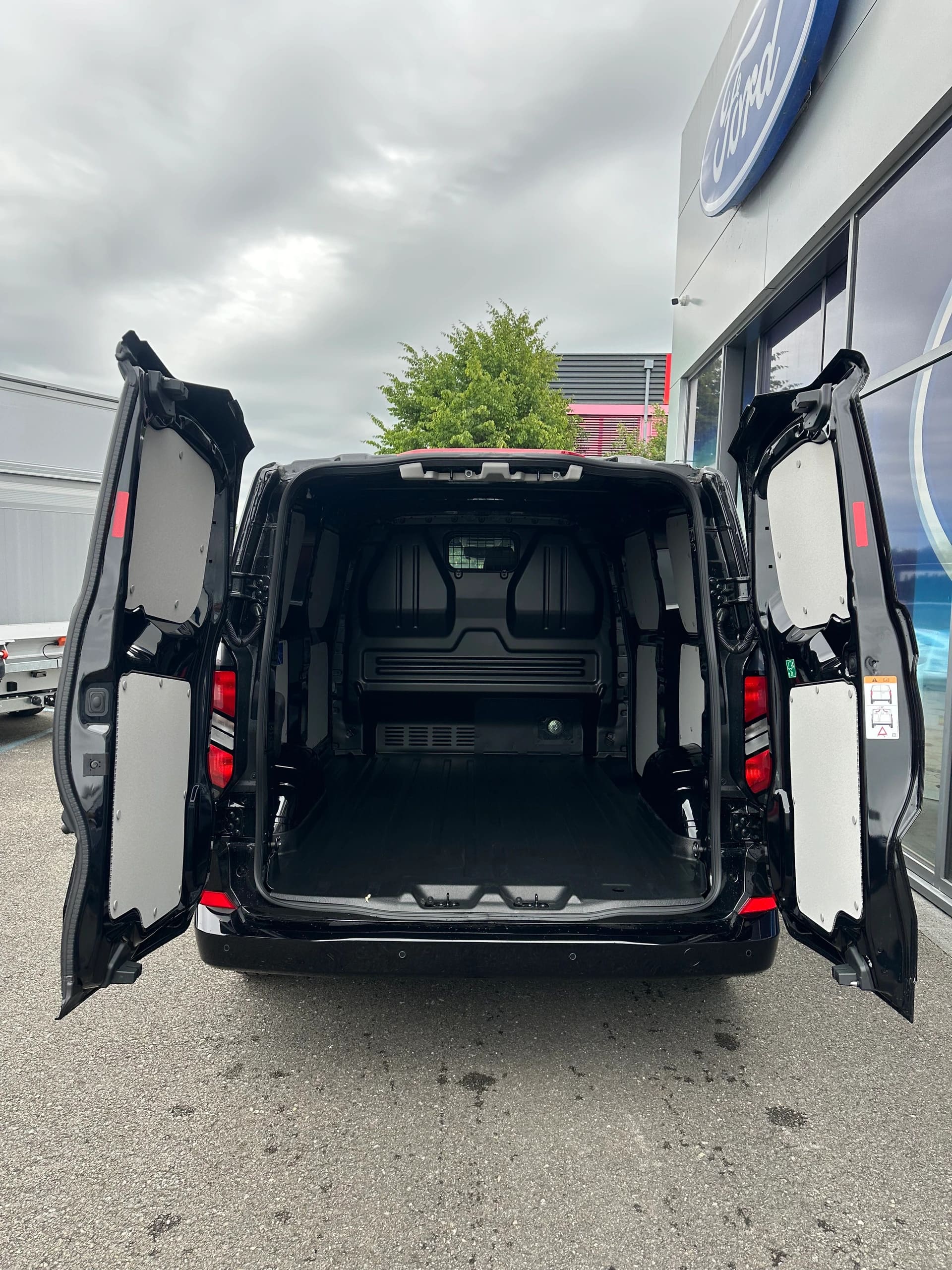 FORD Transit Custom Van 320 L1 2.0 EcoBl Ltd./170CV/Aut.-image-5