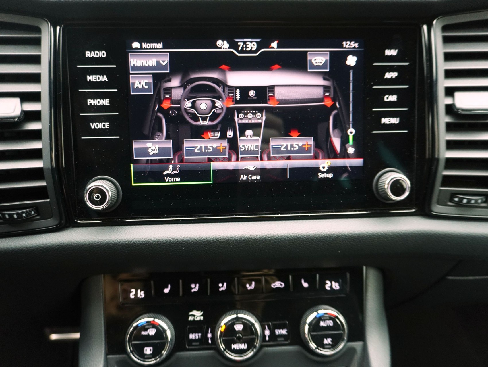 SKODA Kodiaq 2.0 TSI DSG RS 4X4-image-18