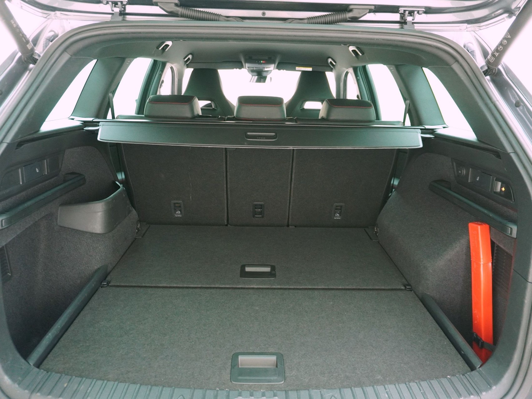 SKODA Kodiaq 2.0 TSI DSG RS 4X4-image-12