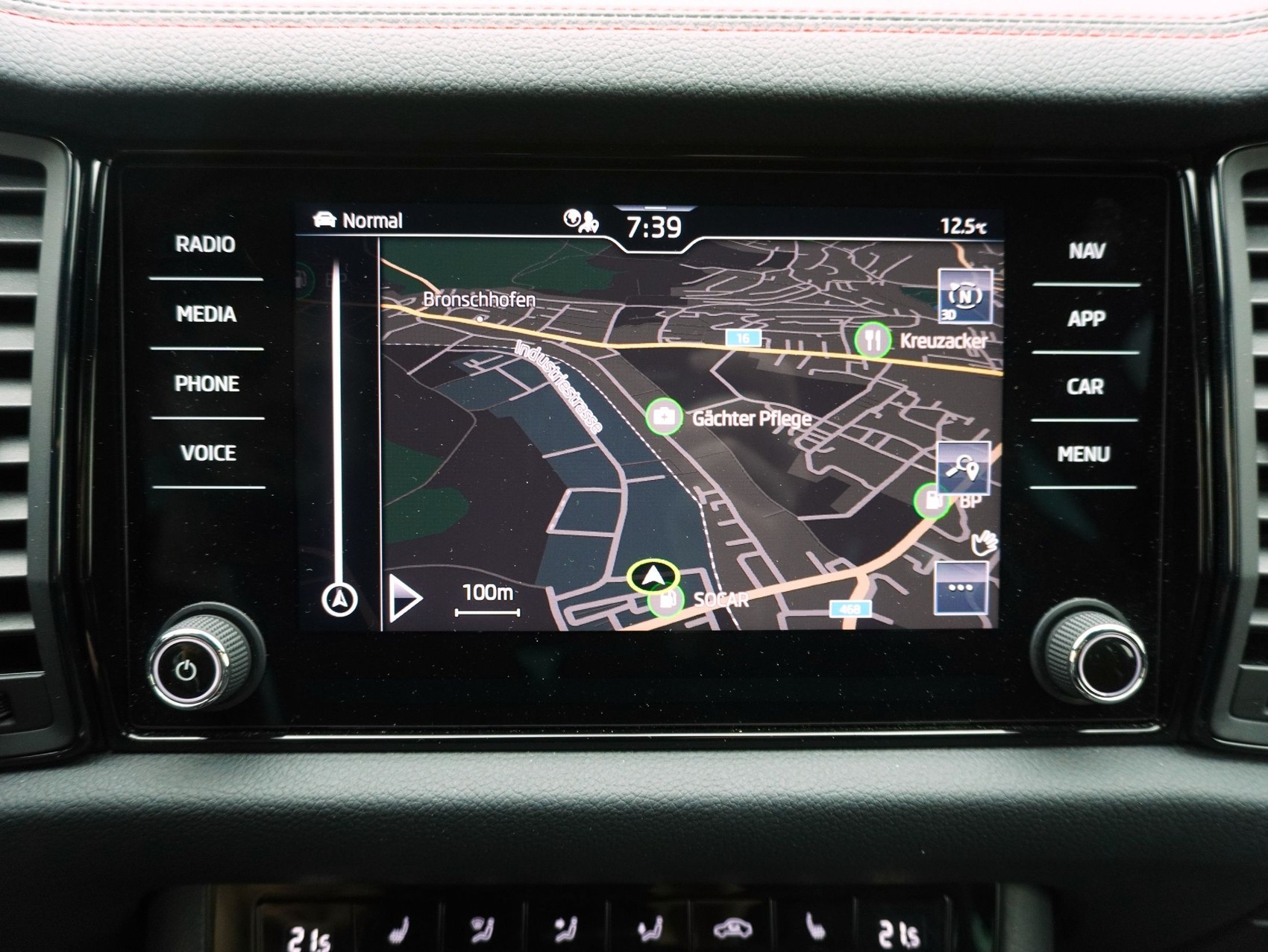 SKODA Kodiaq 2.0 TSI DSG RS 4X4-image-25