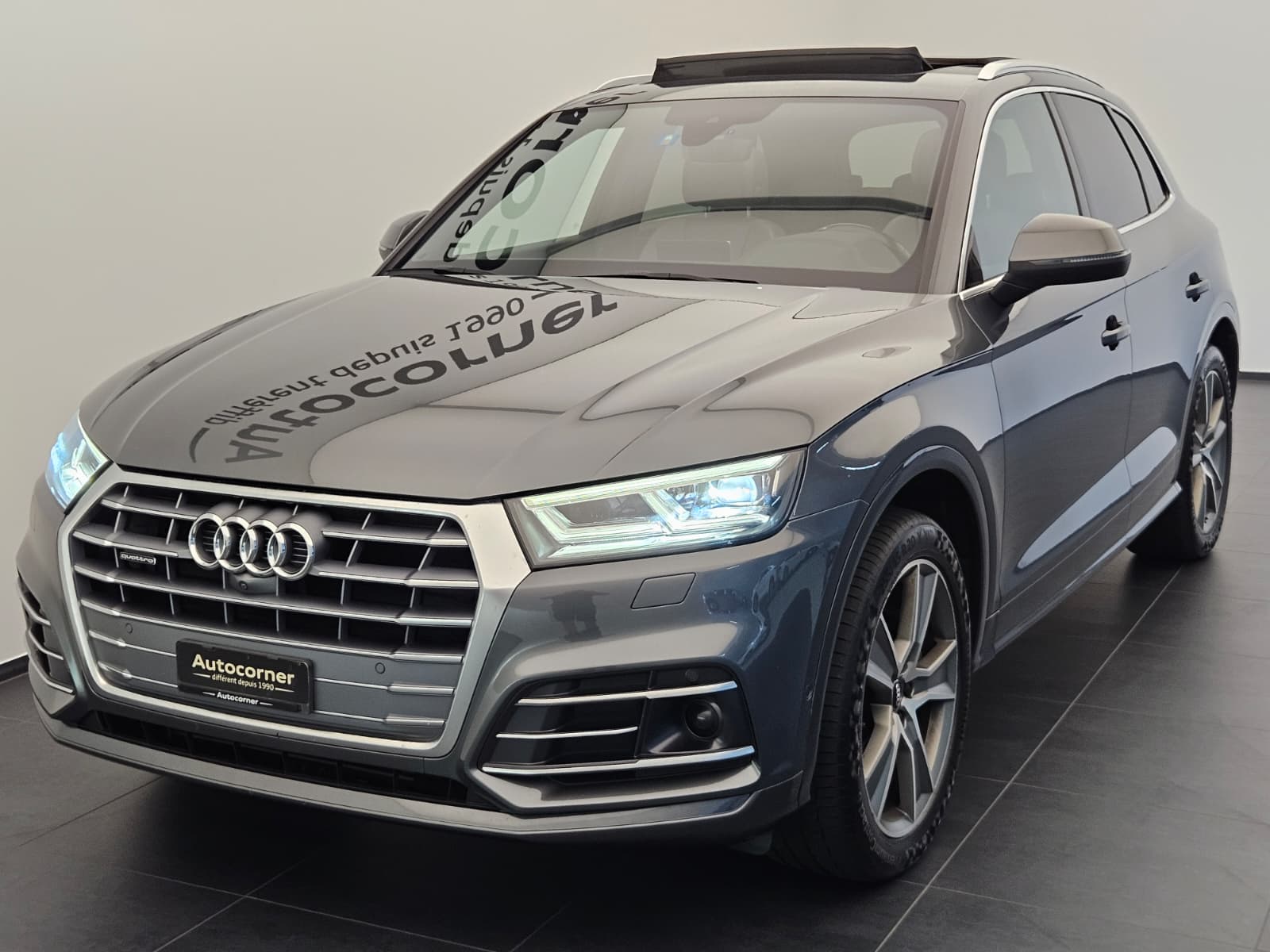 AUDI Q5 2.0 TFSI sport quattro S-tronic-image-2