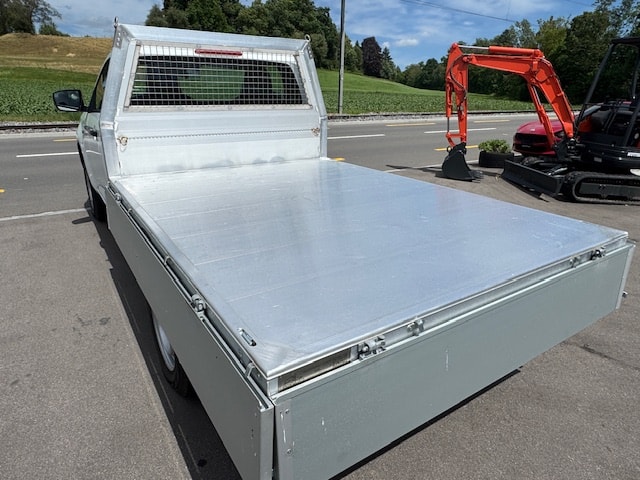 ISUZU BTFS **4x4** 3.5 t Anhängelast, ALU-Brücke mit 1105 kg Nutzlast-image-5