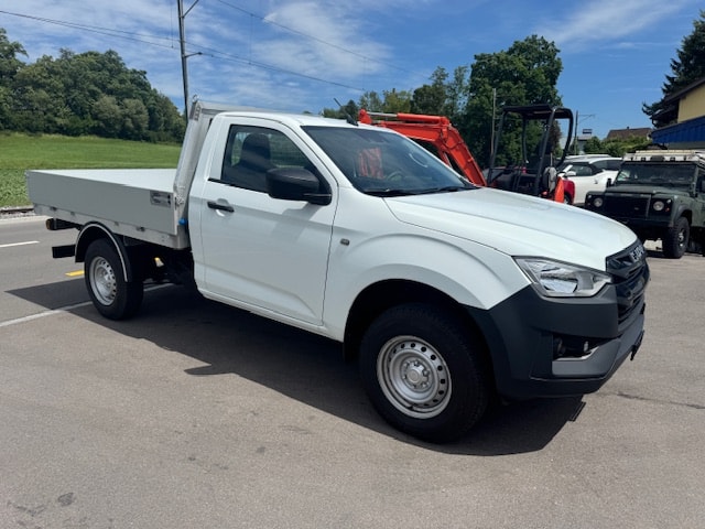 ISUZU BTFS **4x4** 3.5 t Anhängelast, ALU-Brücke mit 1105 kg Nutzlast-image-1