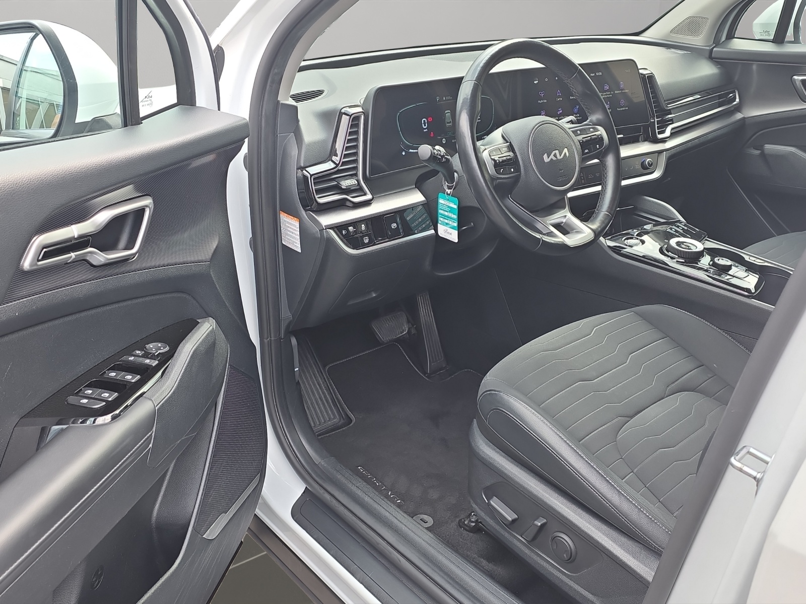 KIA Sportage 1.6T-GDi HEV Power Edition 4x4 A-image-6