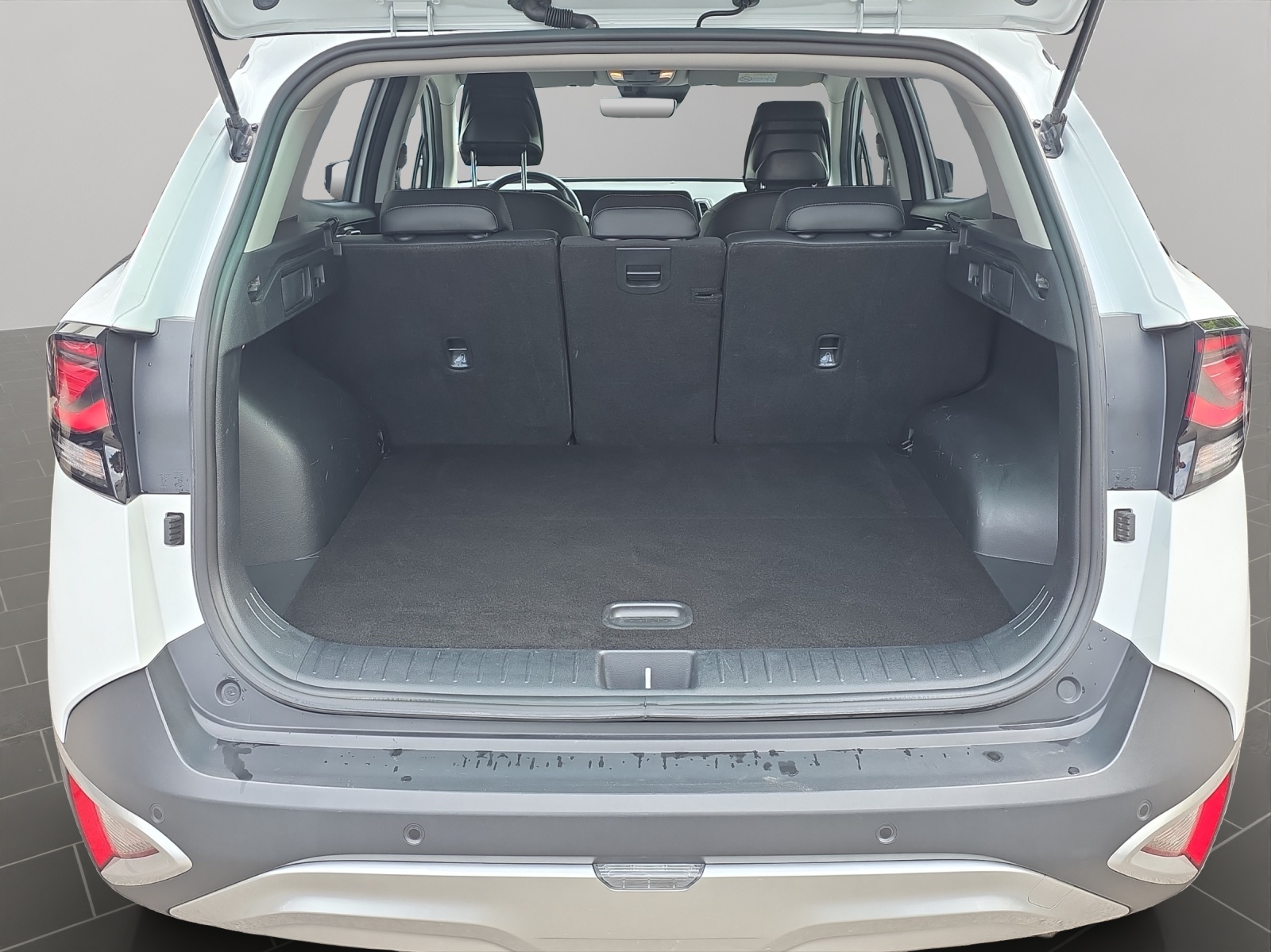 KIA Sportage 1.6T-GDi HEV Power Edition 4x4 A-image-13