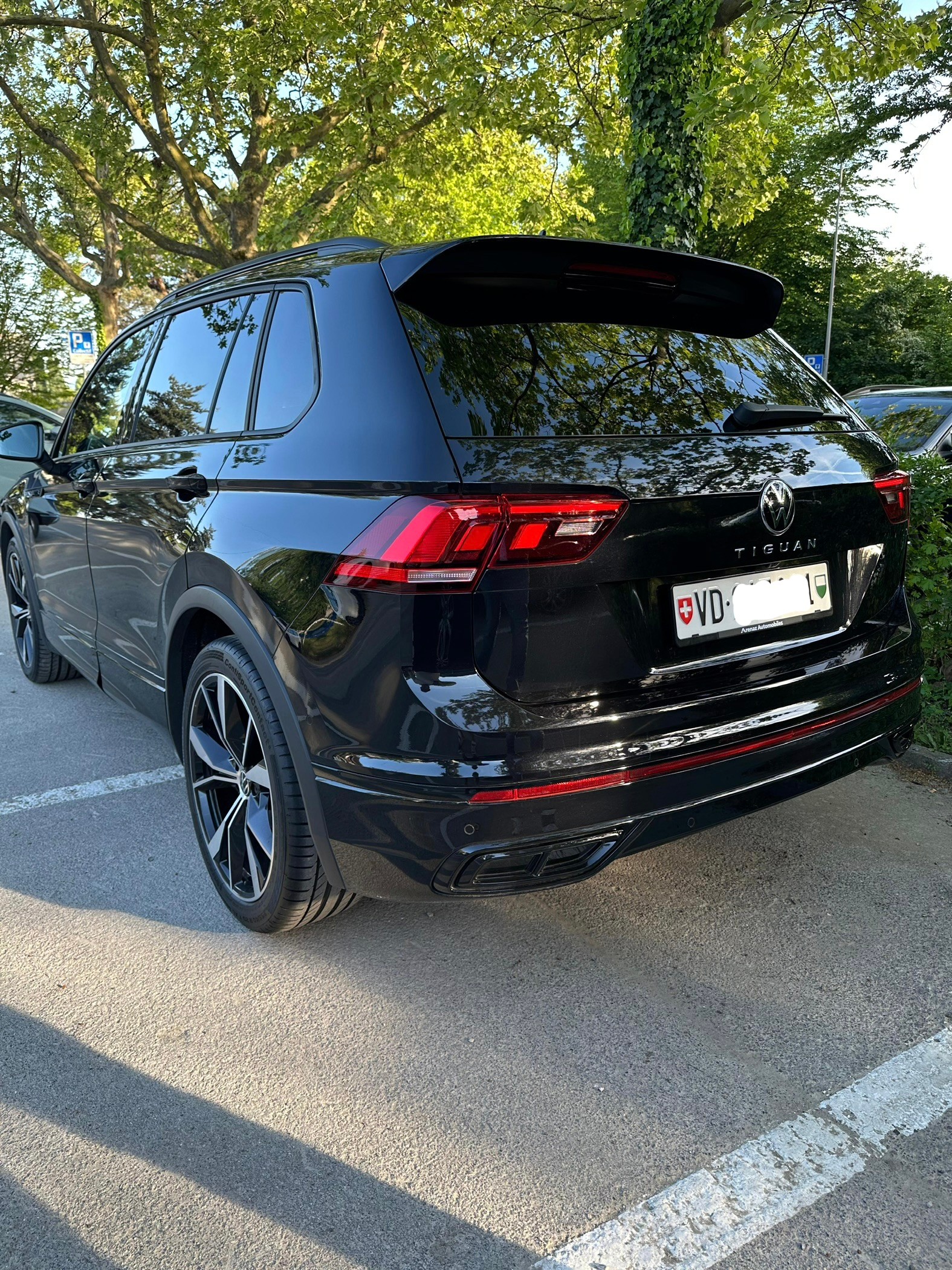 VW 1.5 TSI R-Line 2WD-image-2