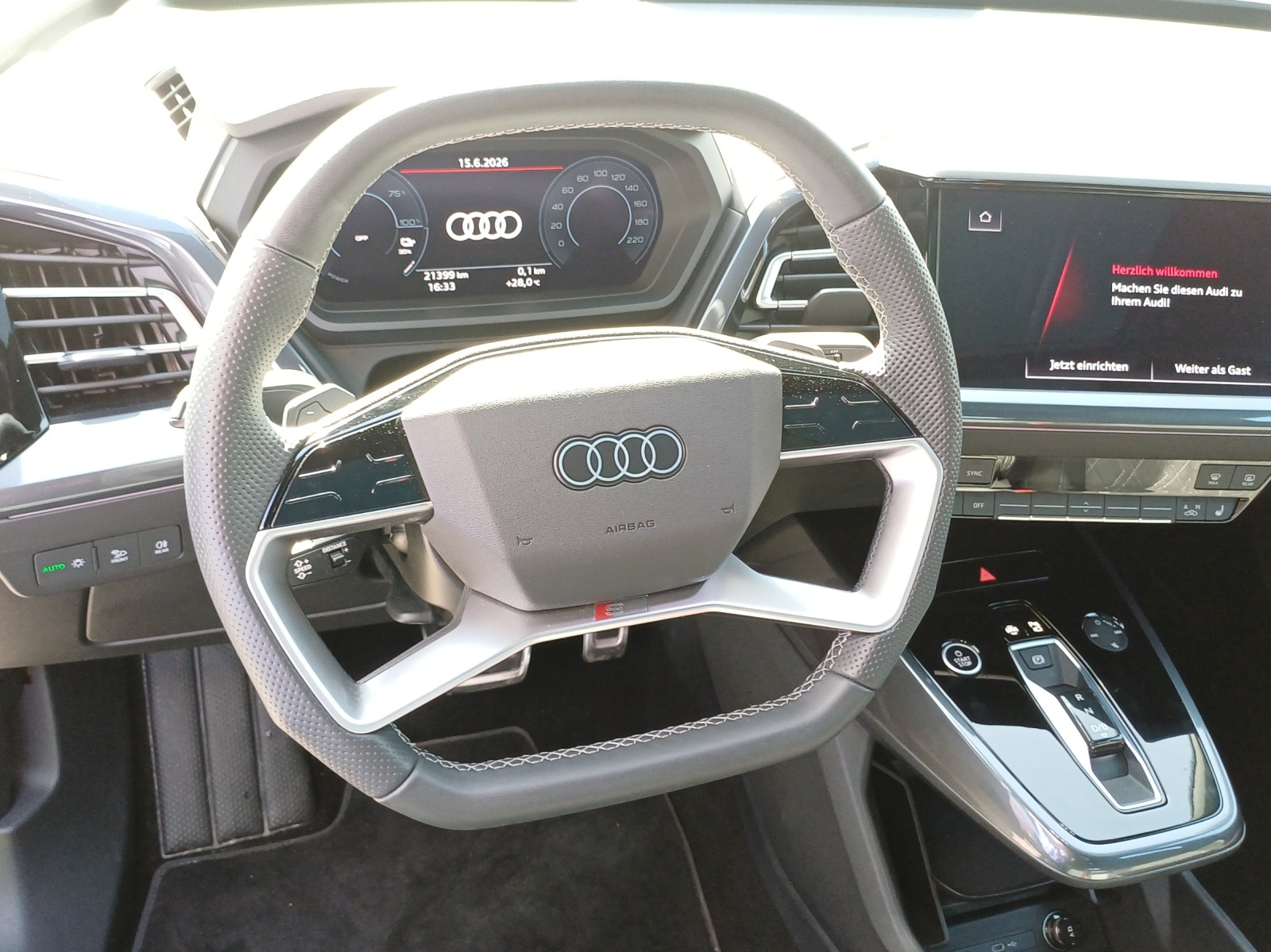 AUDI Q4 e-tron 45 Attraction quattro-image-10