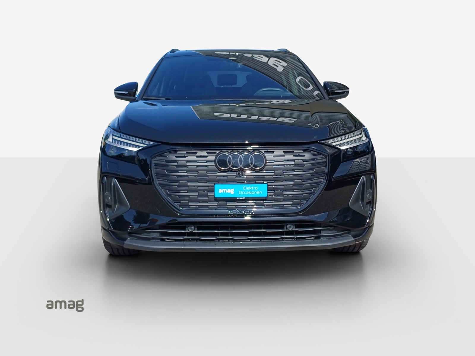 AUDI Q4 e-tron 45 Attraction quattro-image-7