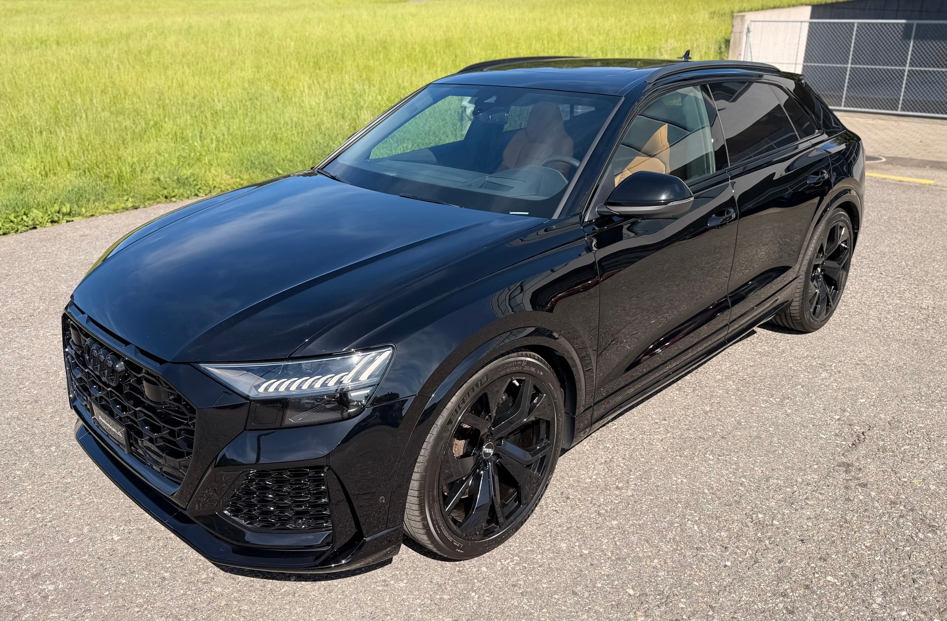 AUDI RSQ8 quattro tiptronic-image-24