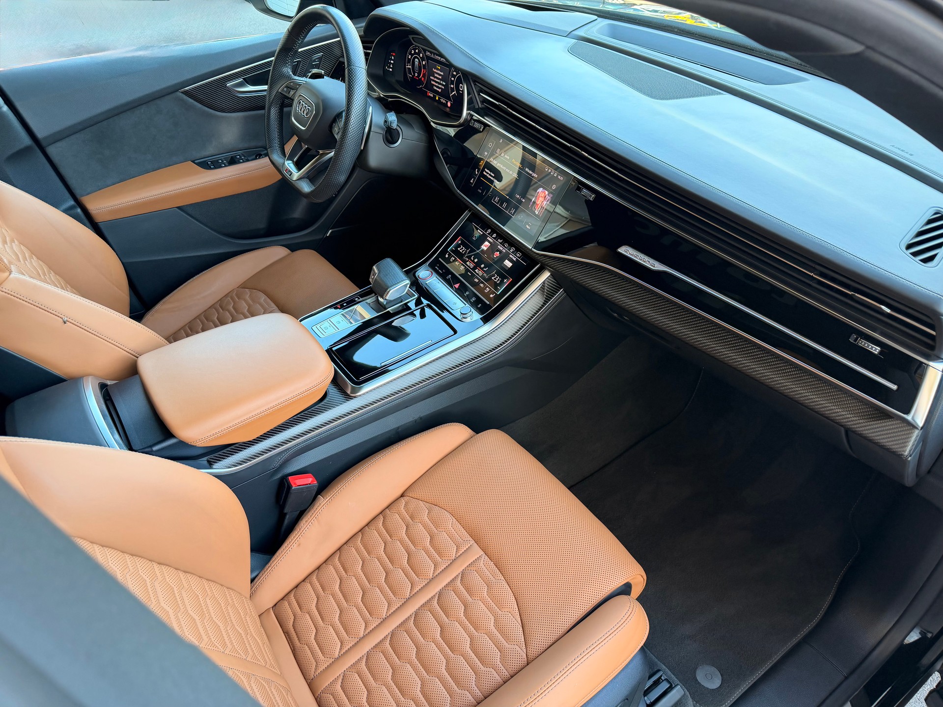 AUDI RSQ8 quattro tiptronic-image-15