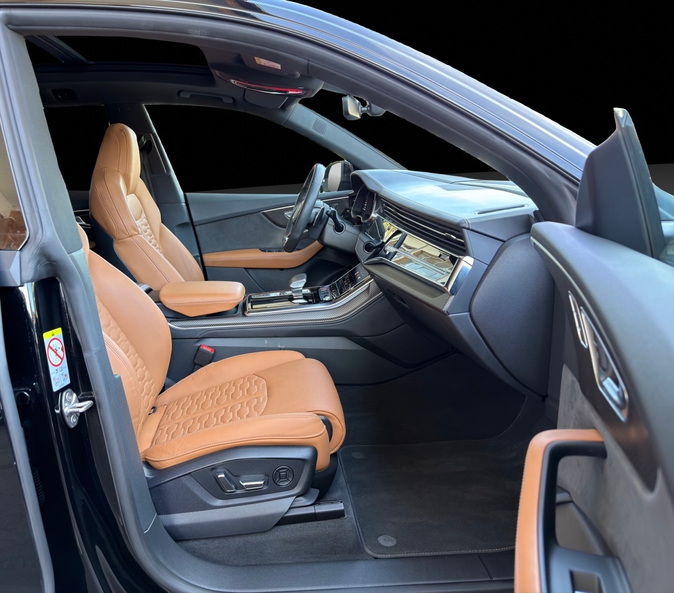 AUDI RSQ8 quattro tiptronic-image-16