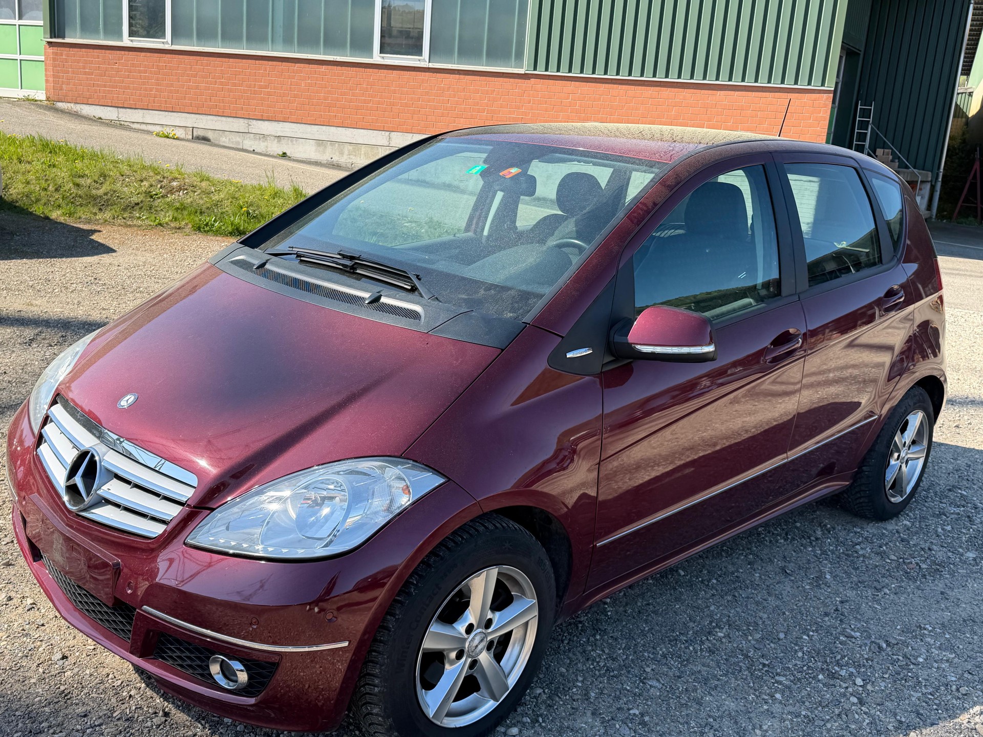 MERCEDES-BENZ A 180-image-0