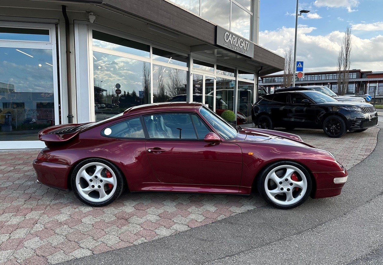 PORSCHE 911 Turbo-image-3