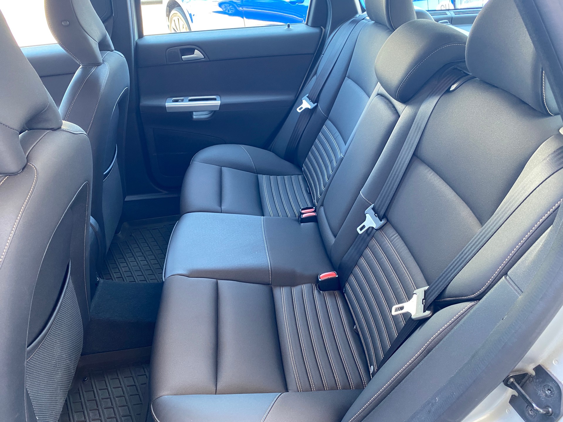 VOLVO V50 2.4I Kinetic Geartronic-image-20