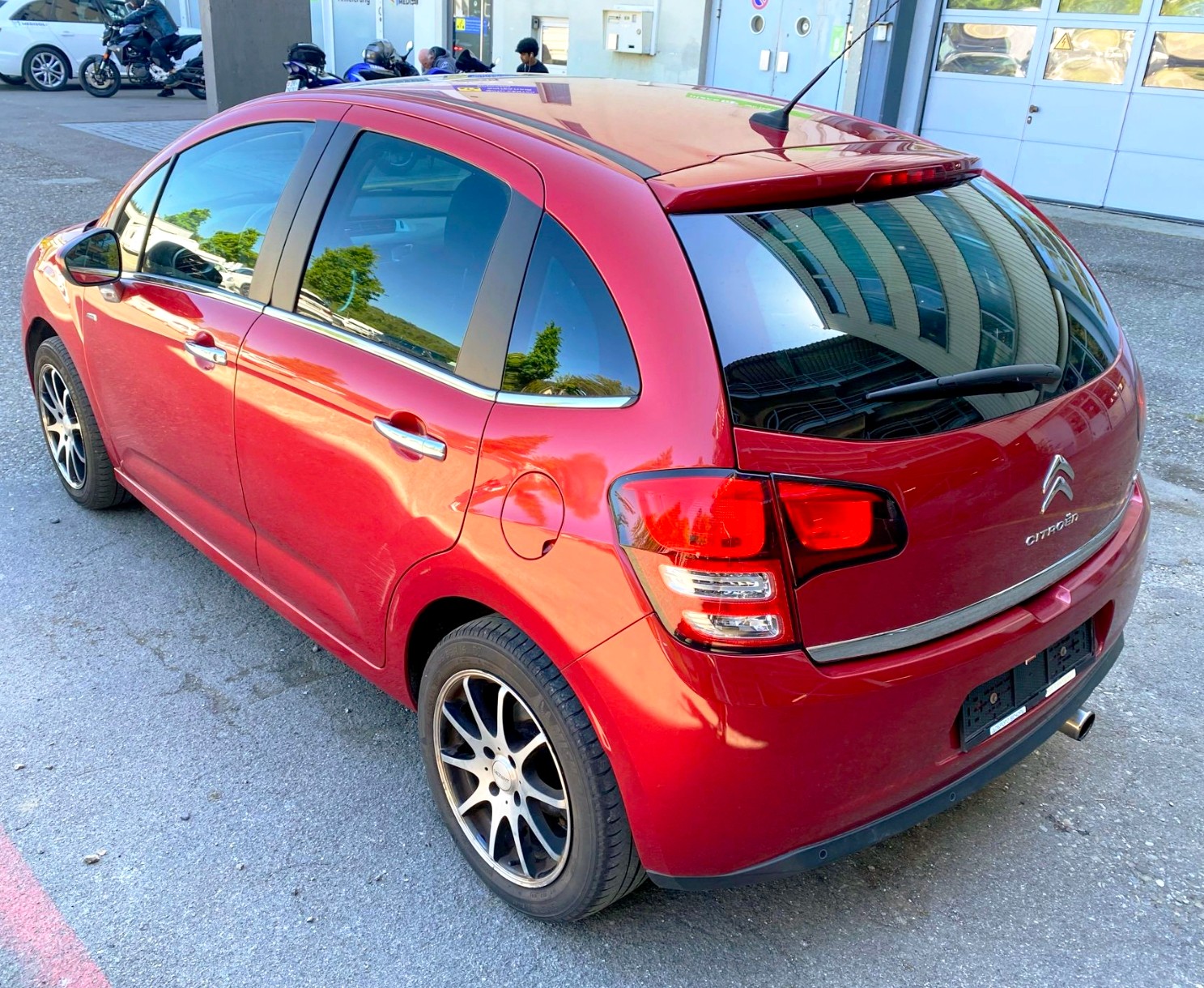 CITROEN C3 1.6i 16V Exclusive Automatic-image-3
