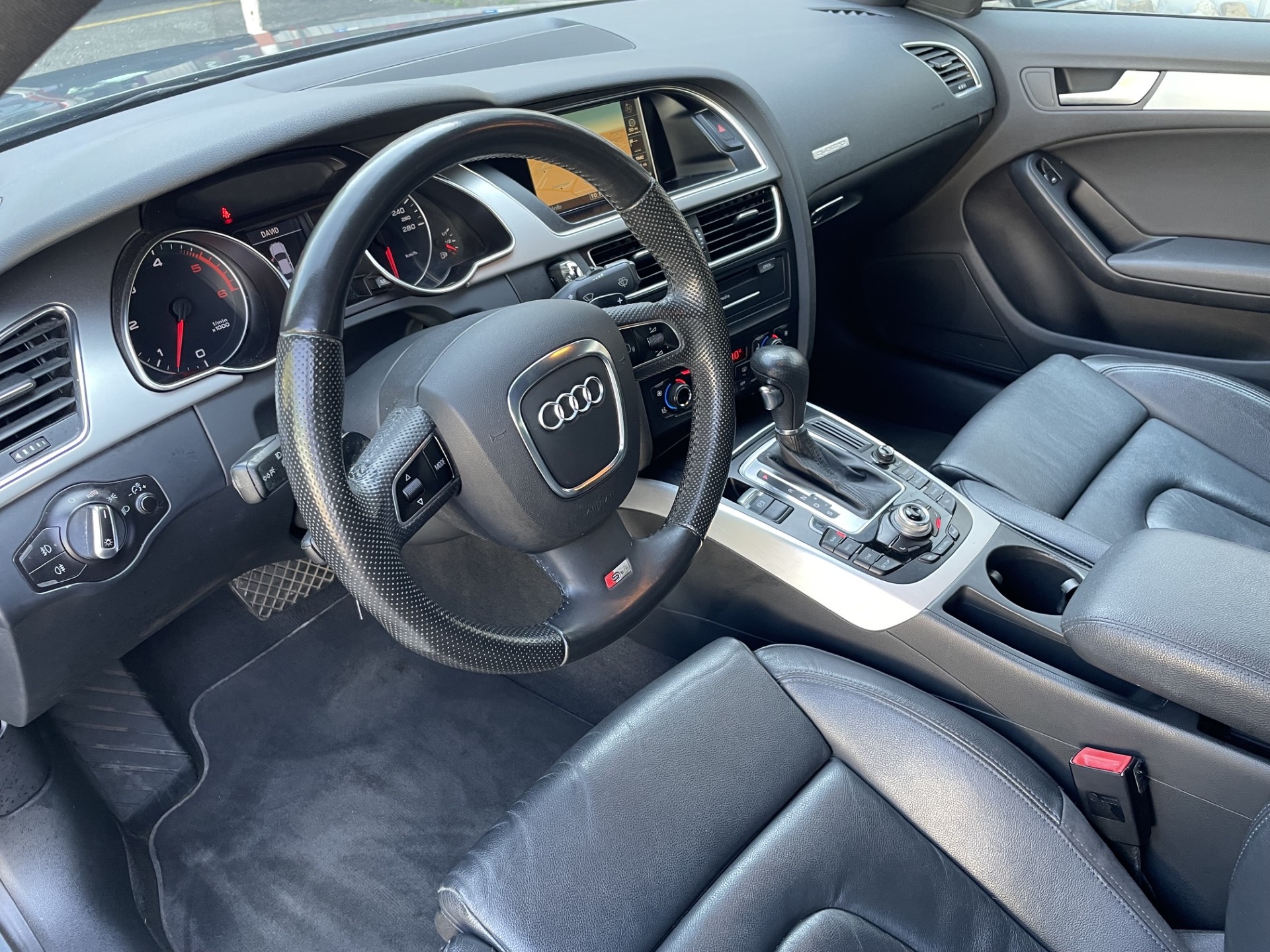 AUDI A5 Sportback 3.0 TDI quattro S-tronic-image-10