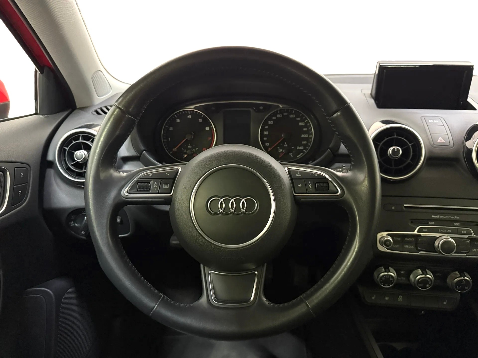 AUDI A1 1.0 TFSI Sport-image-16