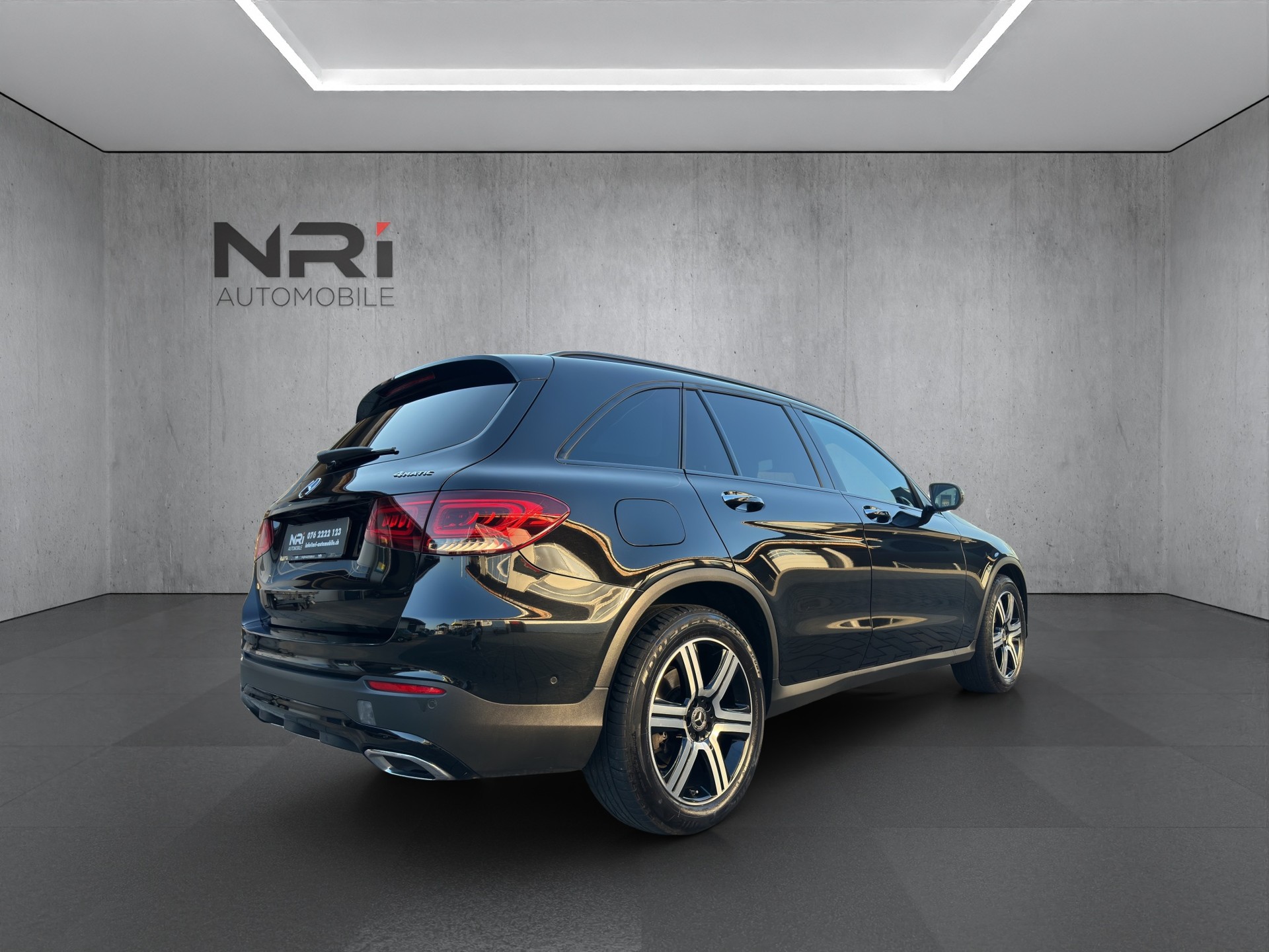 MERCEDES-BENZ GLC 220 d 4m-image-4