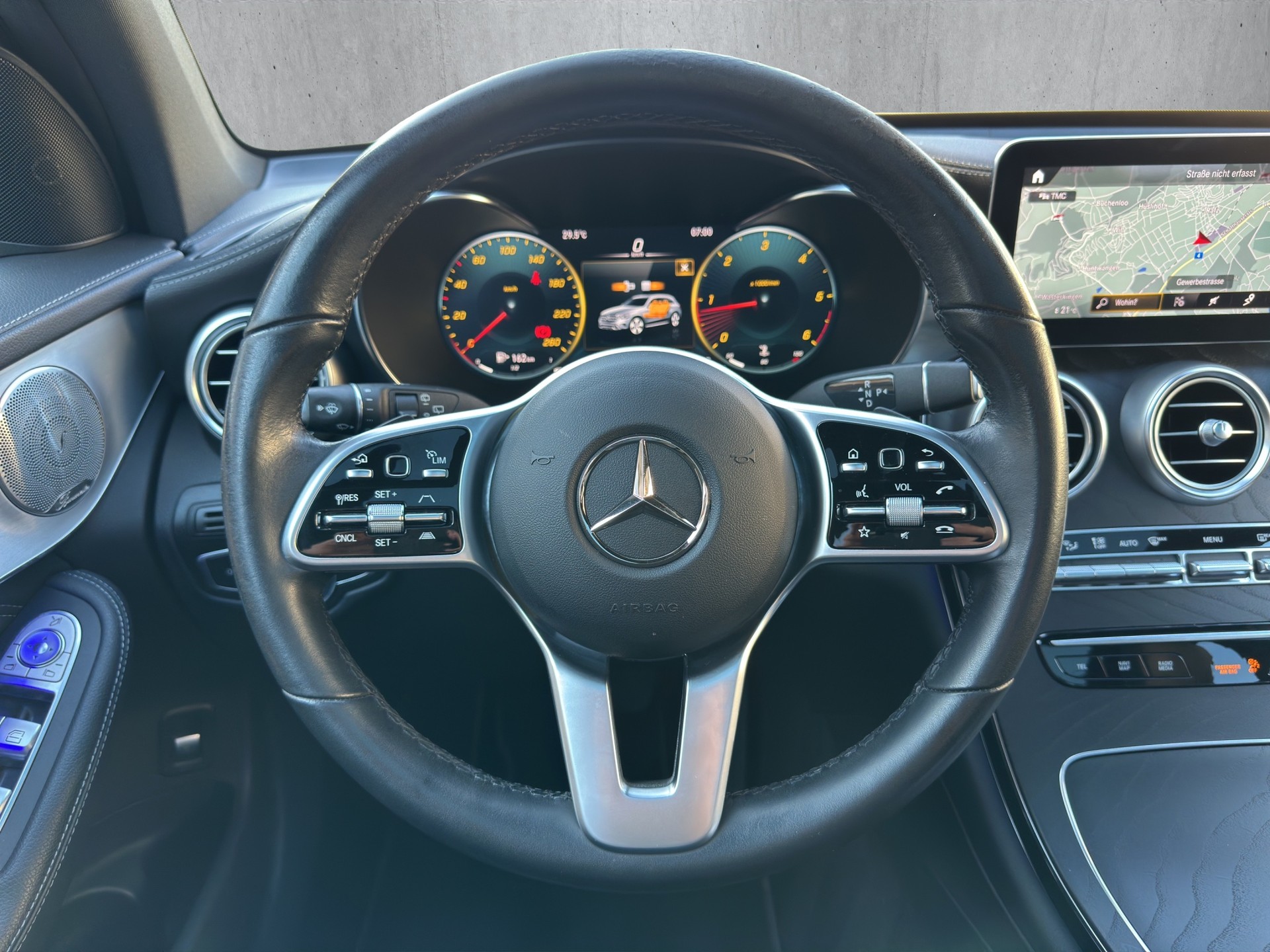 MERCEDES-BENZ GLC 220 d 4m-image-16