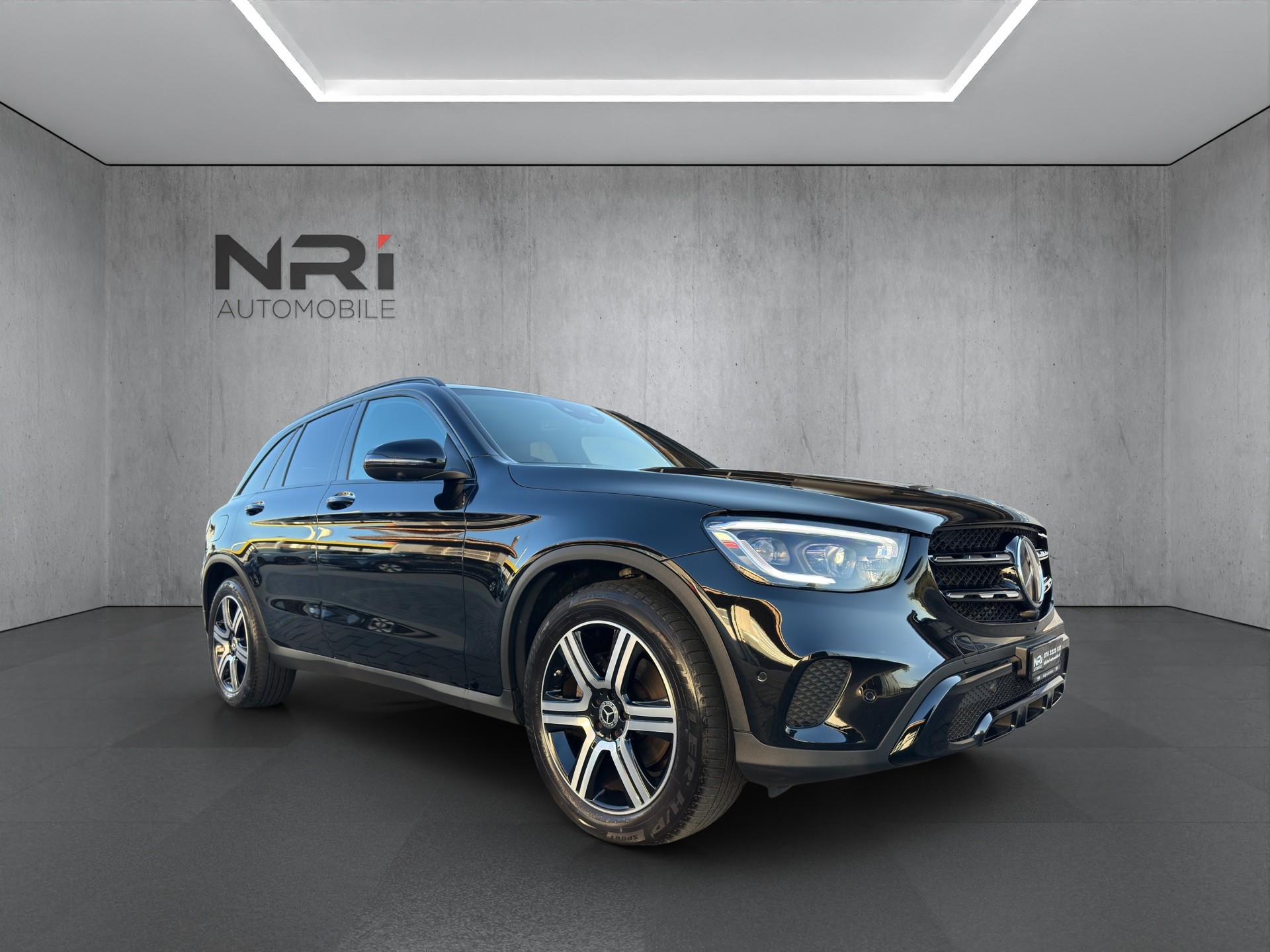 MERCEDES-BENZ GLC 220 d 4m-image-2