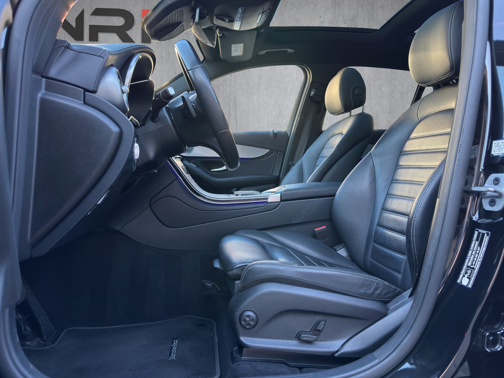 MERCEDES-BENZ GLC 220 d 4m-image-10