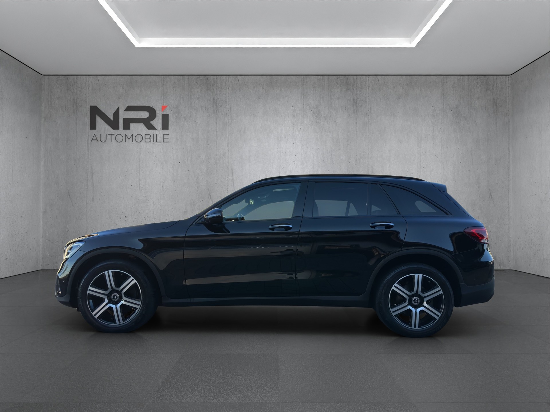 MERCEDES-BENZ GLC 220 d 4m-image-5