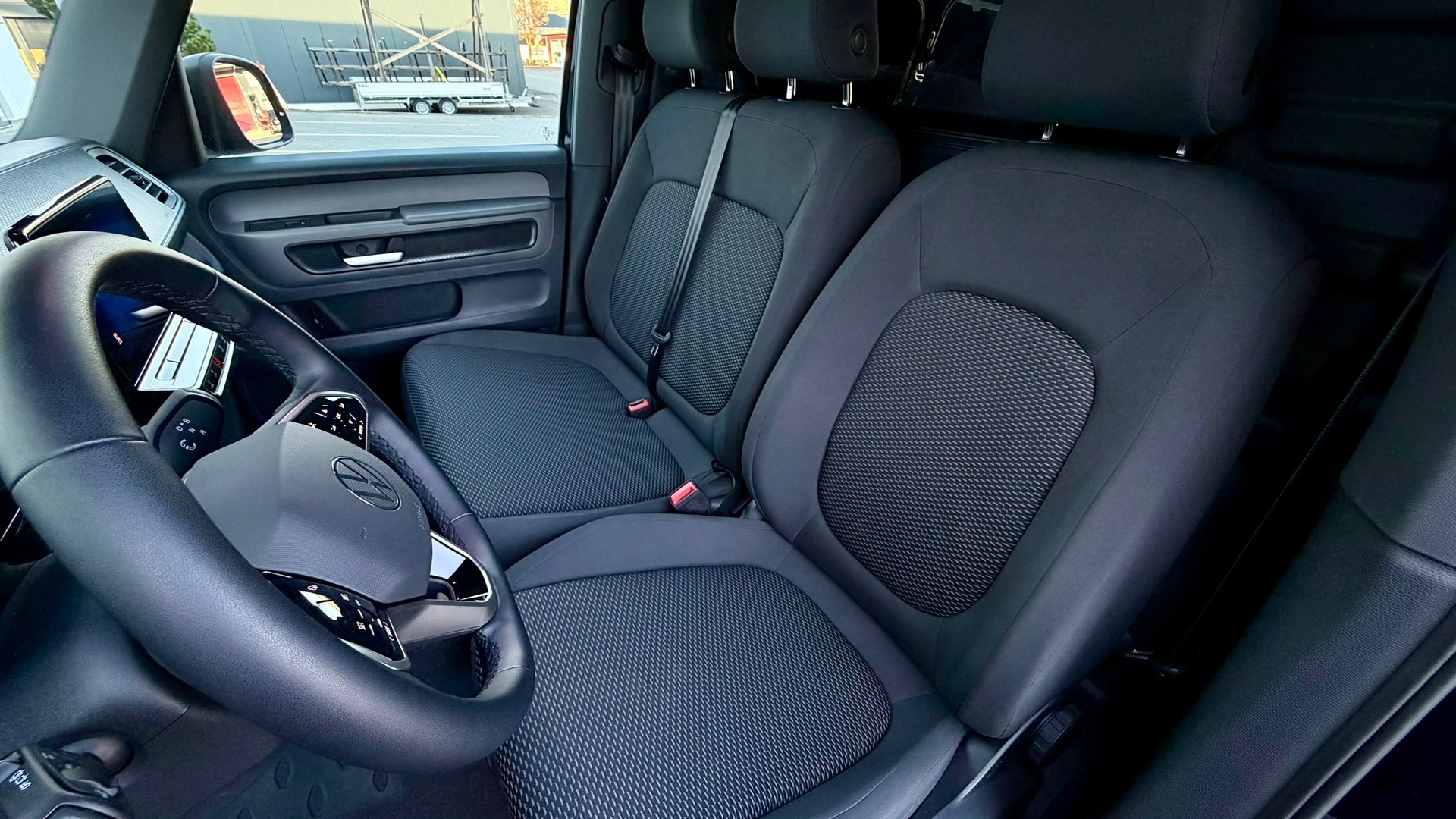 VW Cargo-image-2