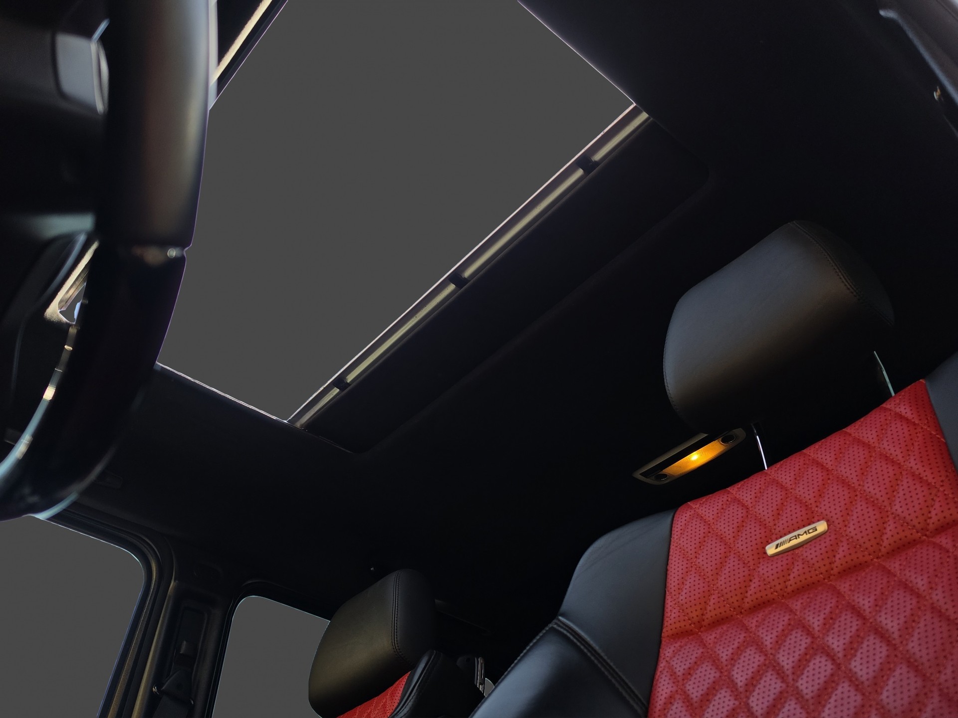 MERCEDES-BENZ G 63 AMG Automatic-image-12