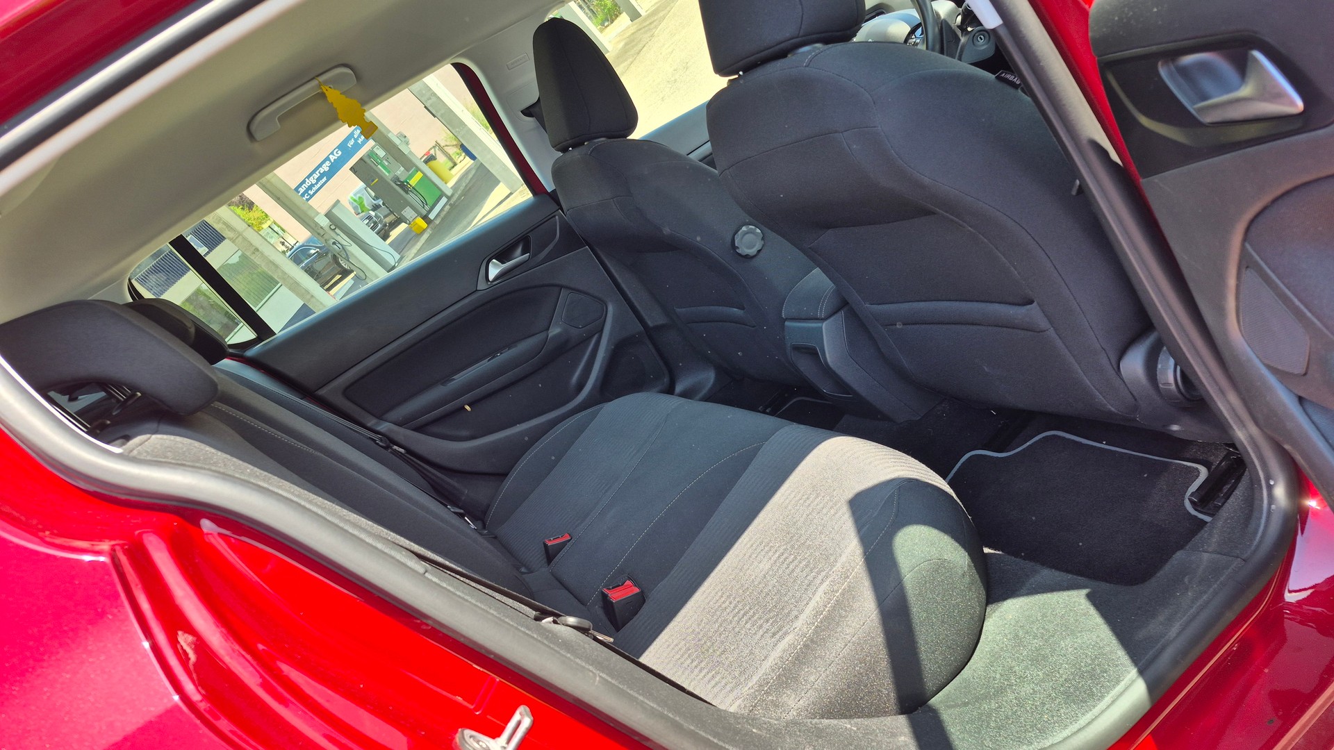 PEUGEOT 308 1.2 THP Active Automatic-image-3