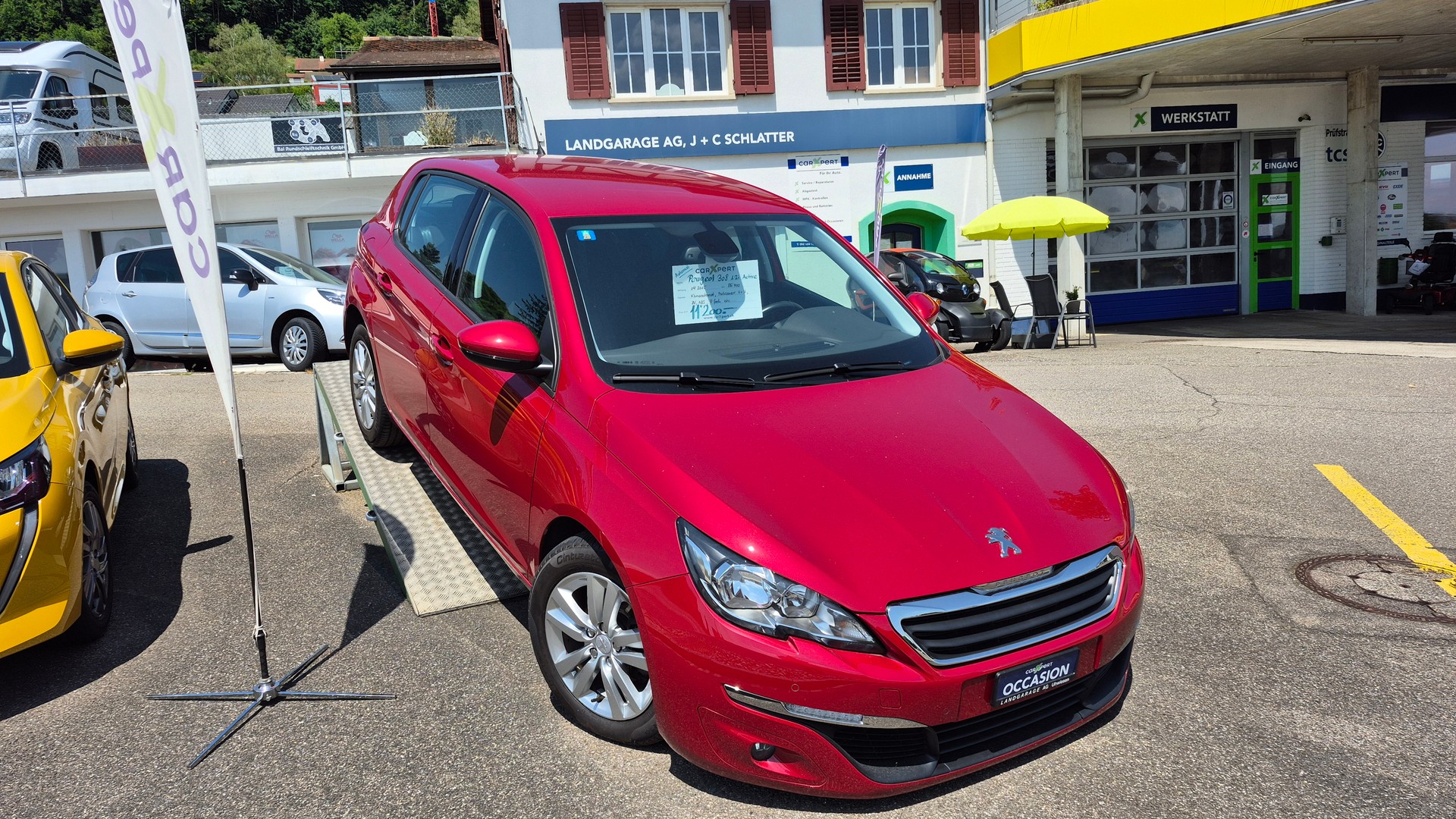 PEUGEOT 308 1.2 THP Active Automatic-image-0