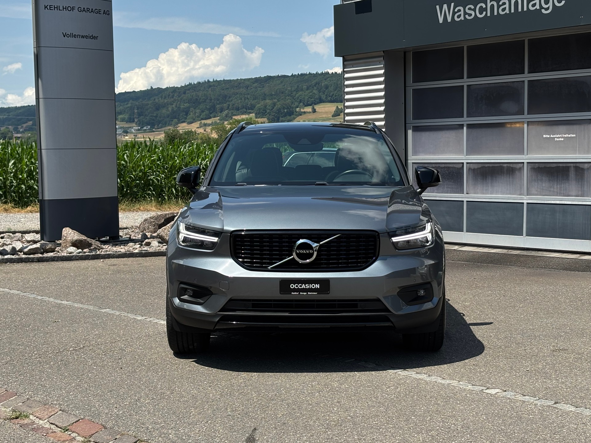 VOLVO XC40 2.0 T5 R-Design AWD-image-7