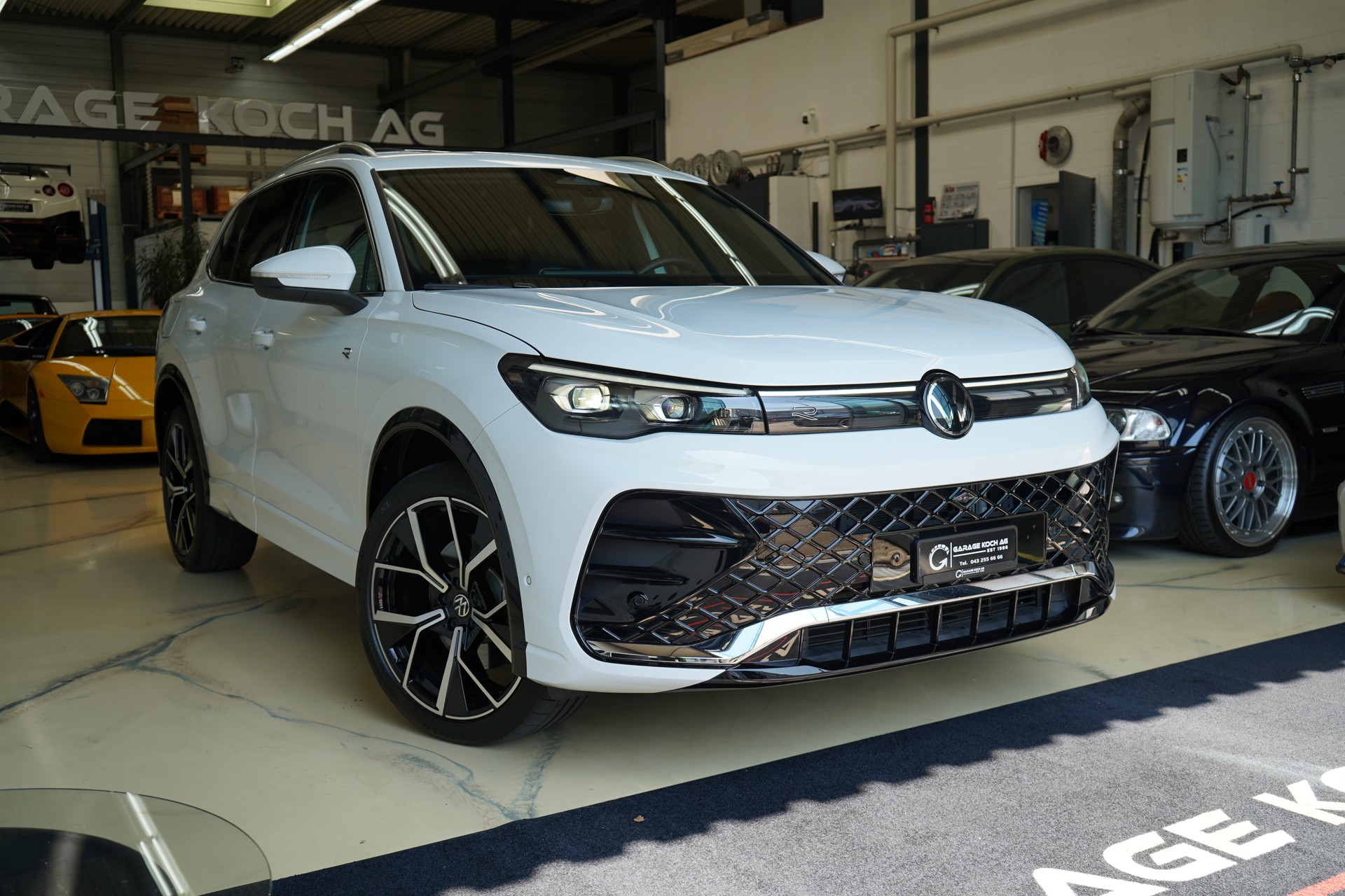 VW Tiguan 2.0 TSI DSG R-Line 4Motion-image-10