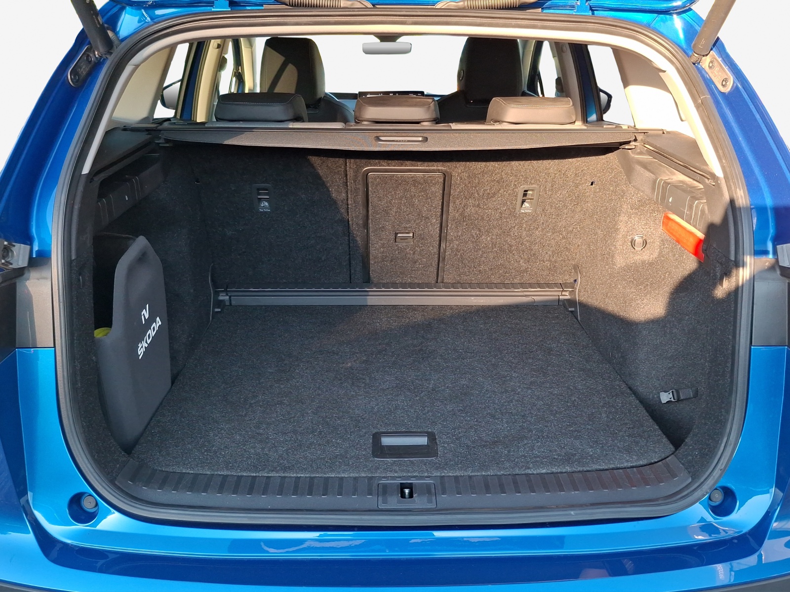 SKODA Enyaq iV 80-image-14