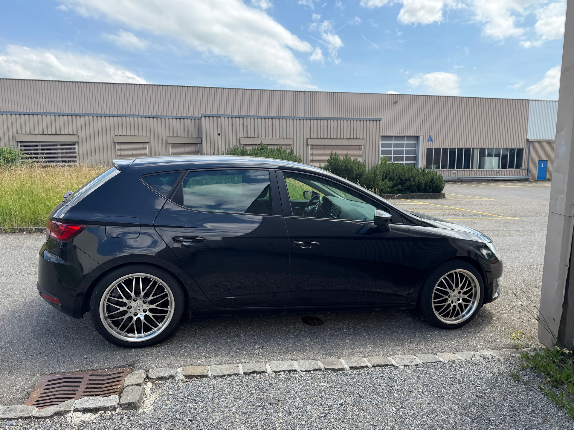 SEAT Leon 1.8 TSI FR-image-2