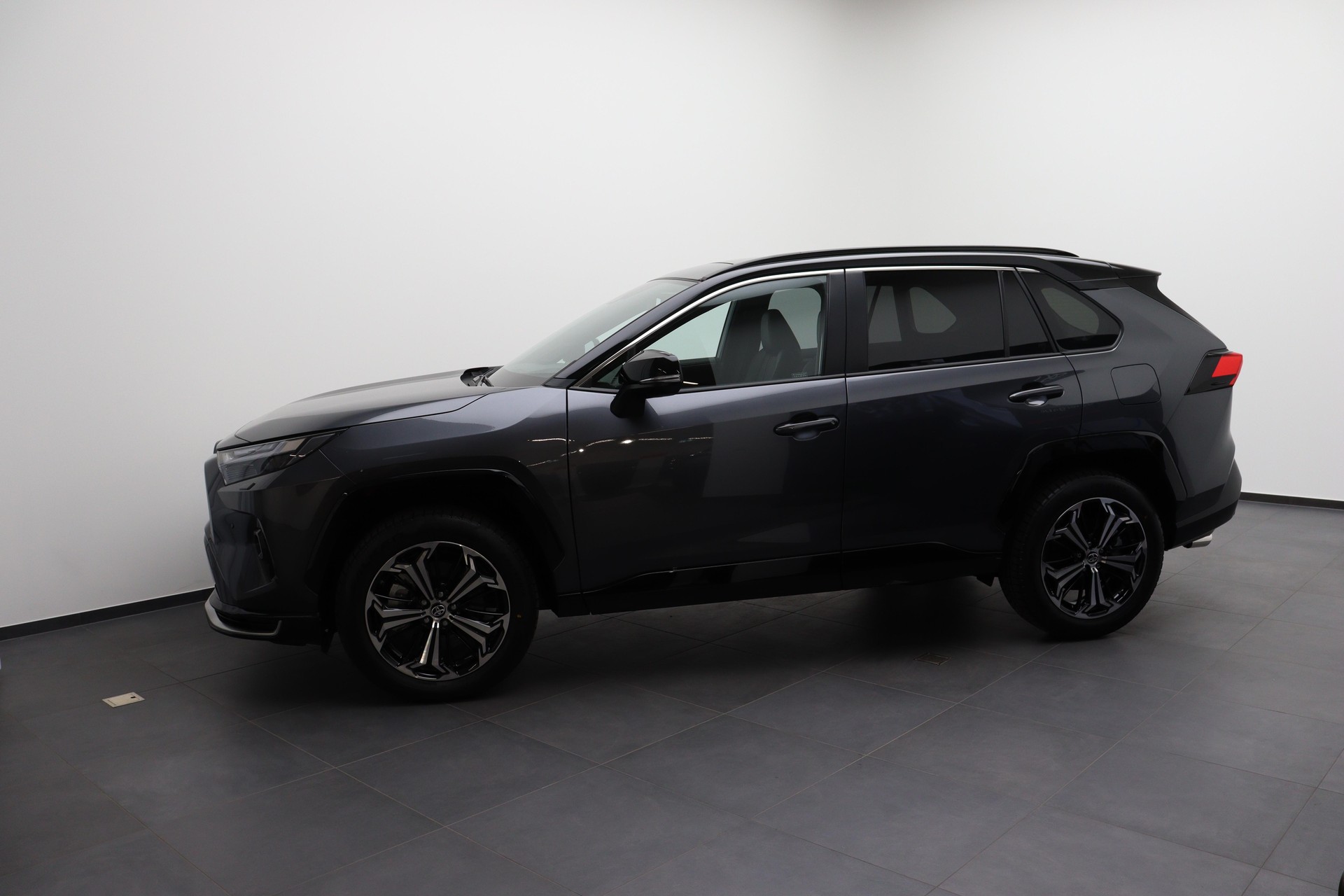 TOYOTA RAV4 2.5 Plug-In-Hybrid GR Sport-image-4