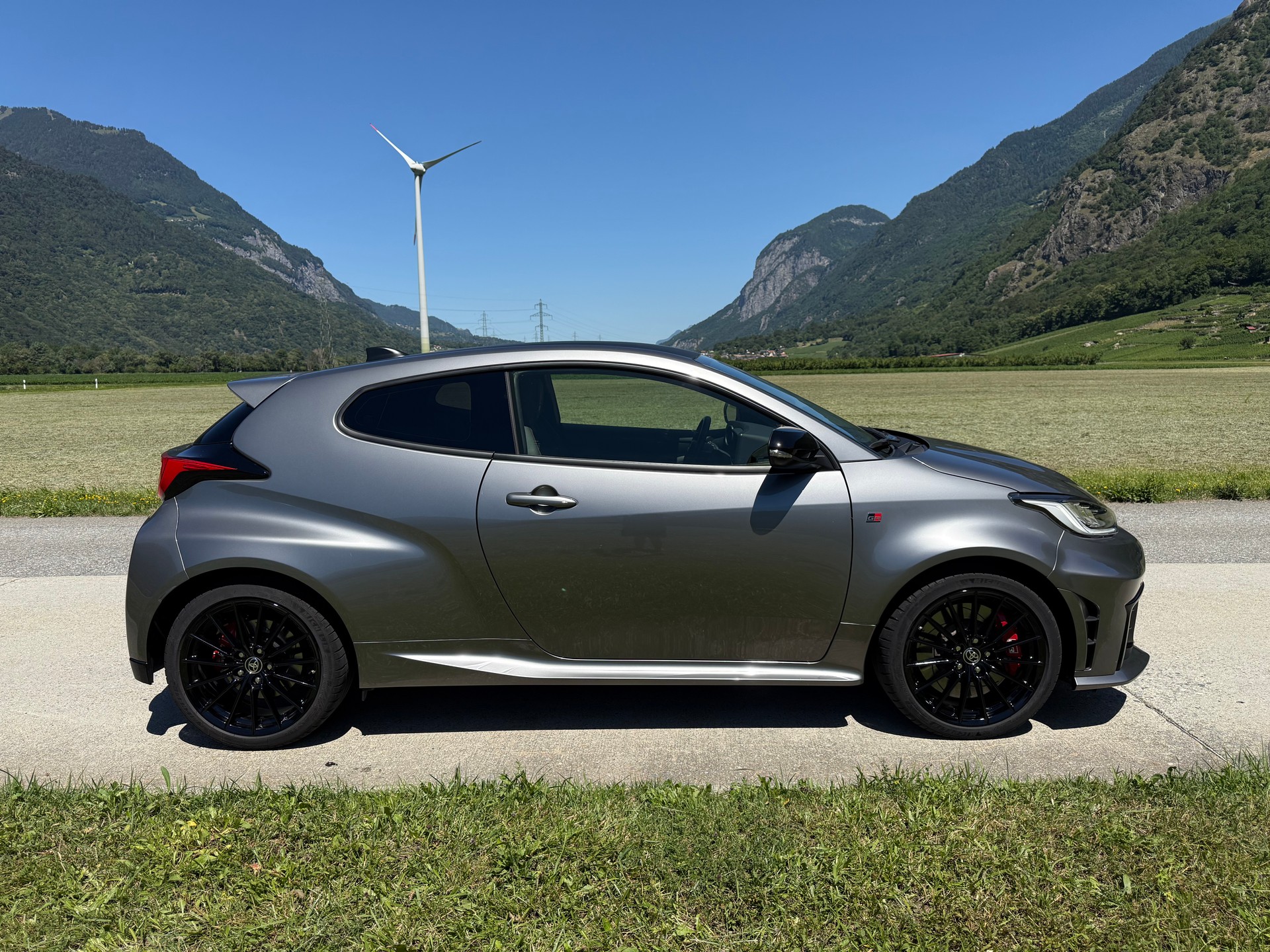 TOYOTA Yaris 1.6 GR Sport-image-5