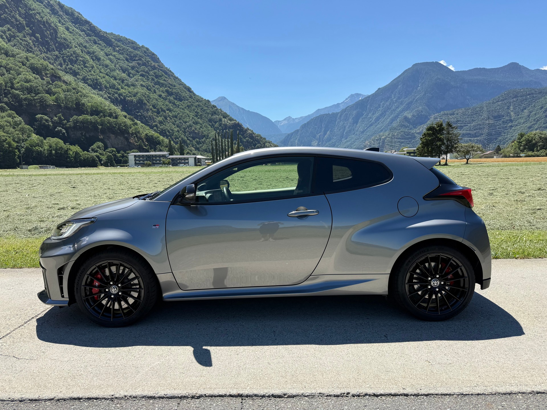TOYOTA Yaris 1.6 GR Sport-image-0
