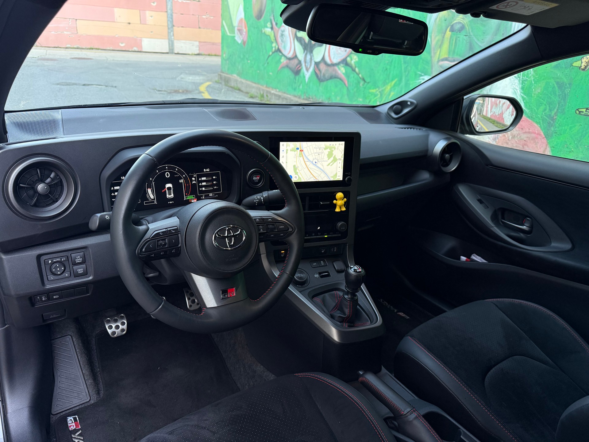 TOYOTA Yaris 1.6 GR Sport-image-9