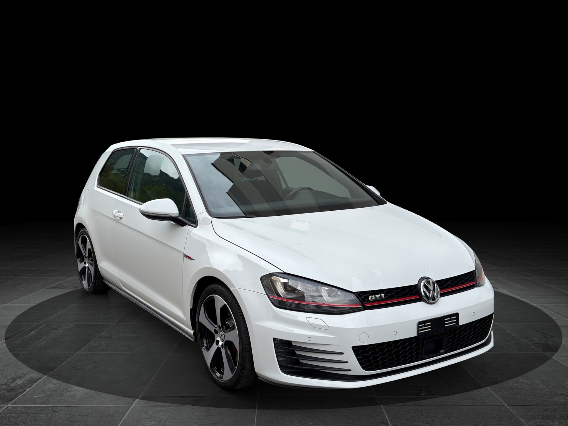VW Golf 2.0 TSI GTI DSG-image-0