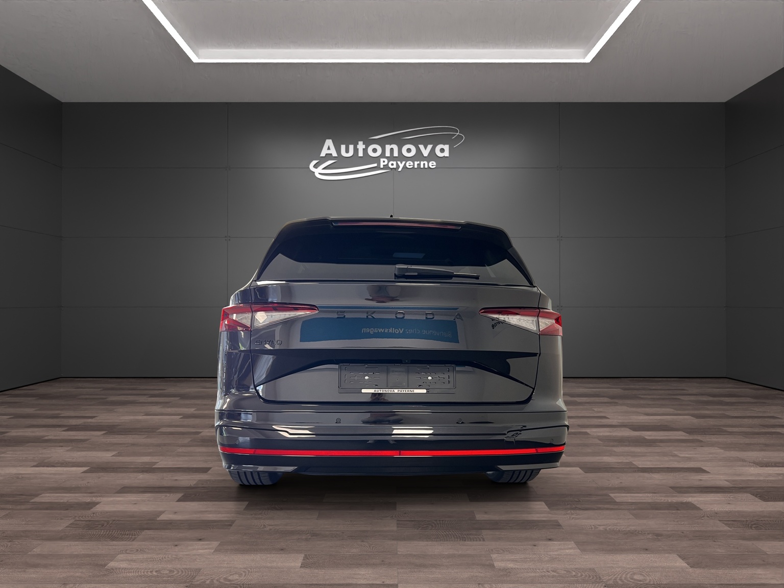 SKODA Enyaq 4x4 RS-image-4