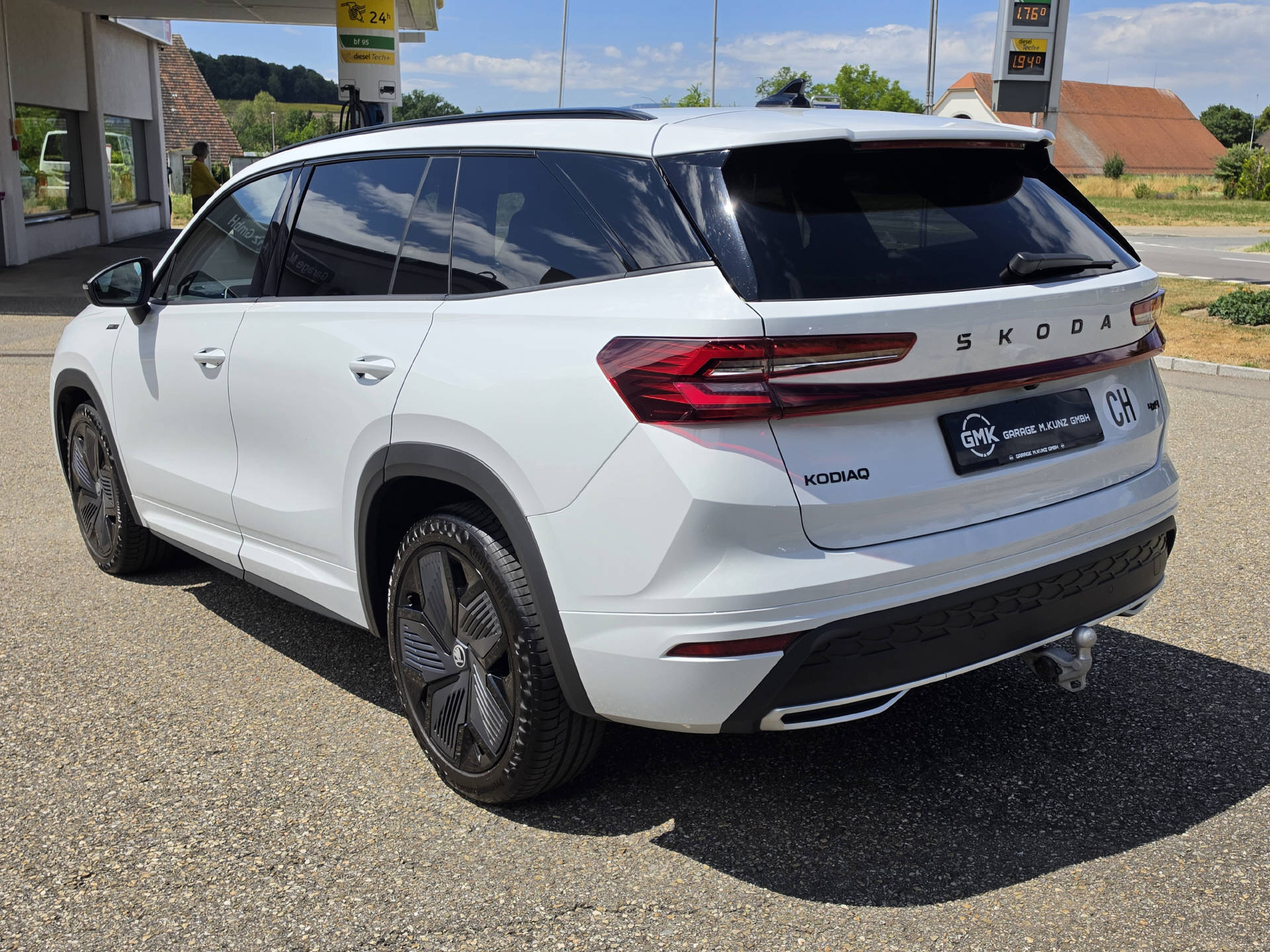 SKODA Kodiaq 2.0 TDI SportLine-image-2