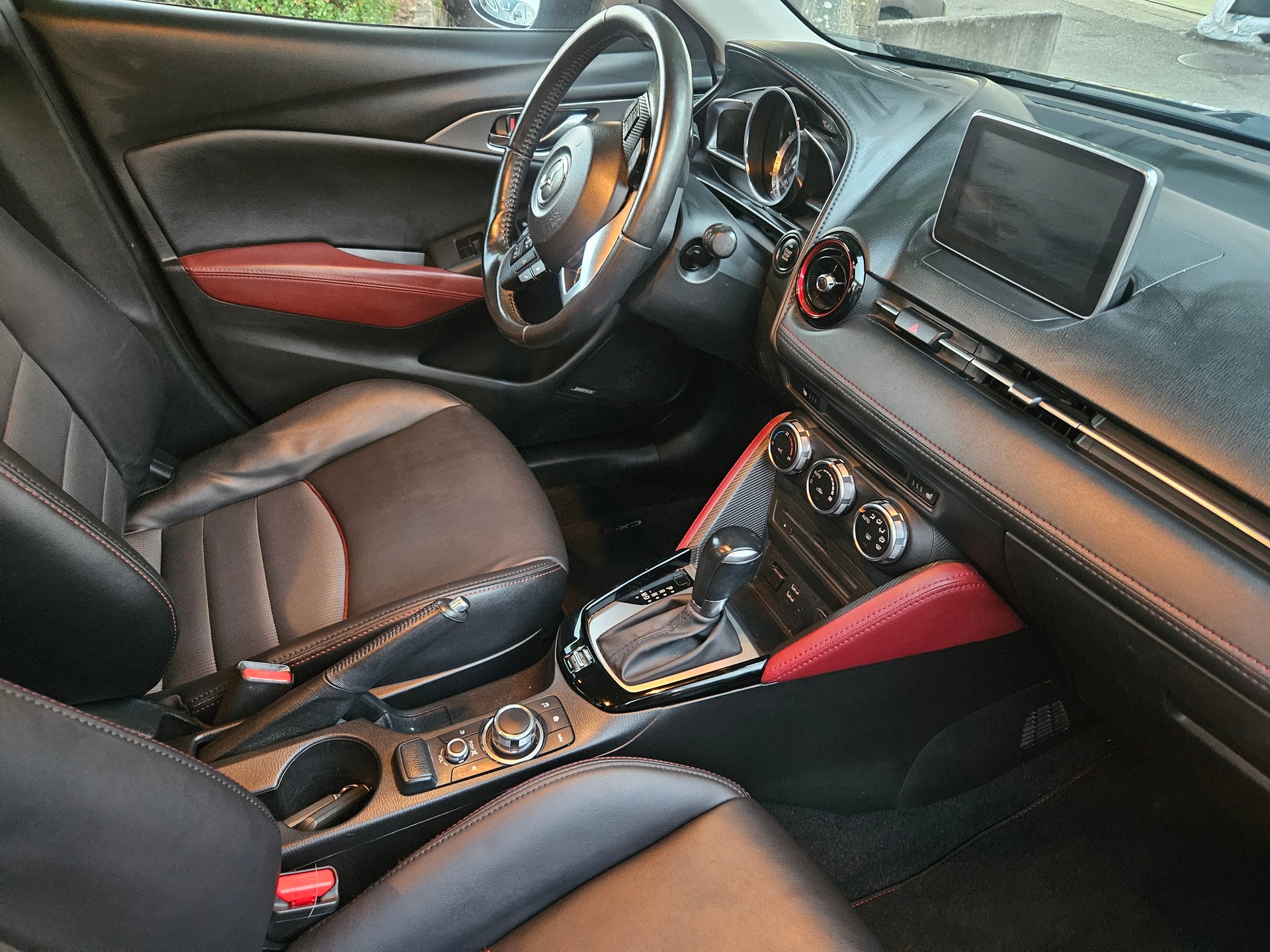 MAZDA CX-3 2.0 Revolution AWD Skyactiv Drive-image-11
