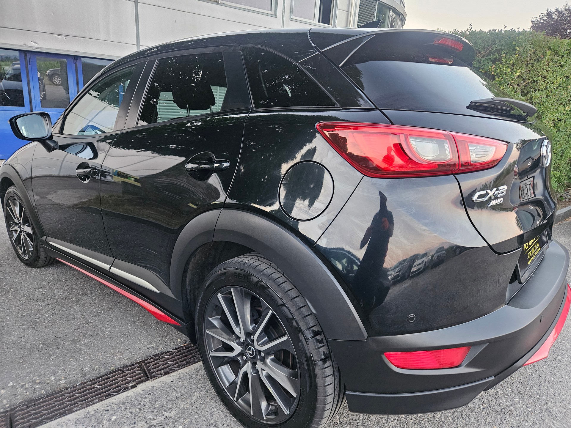 MAZDA CX-3 2.0 Revolution AWD Skyactiv Drive-image-3