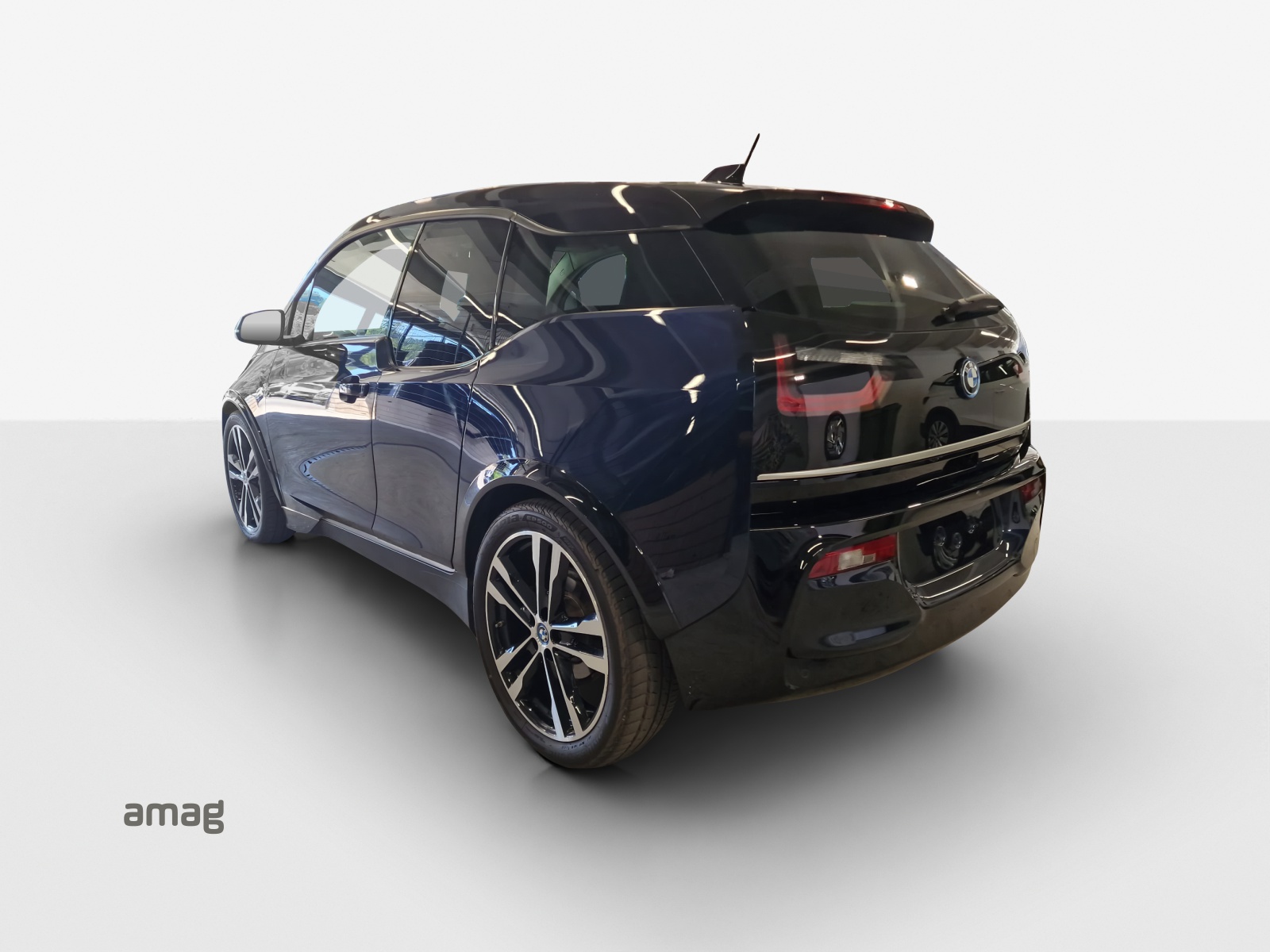 BMW i3s (120Ah) Fleet Edition-image-2