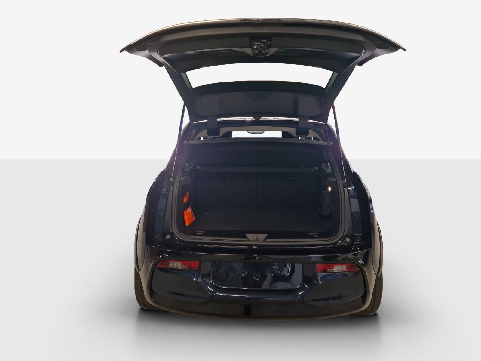 BMW i3s (120Ah) Fleet Edition-image-8