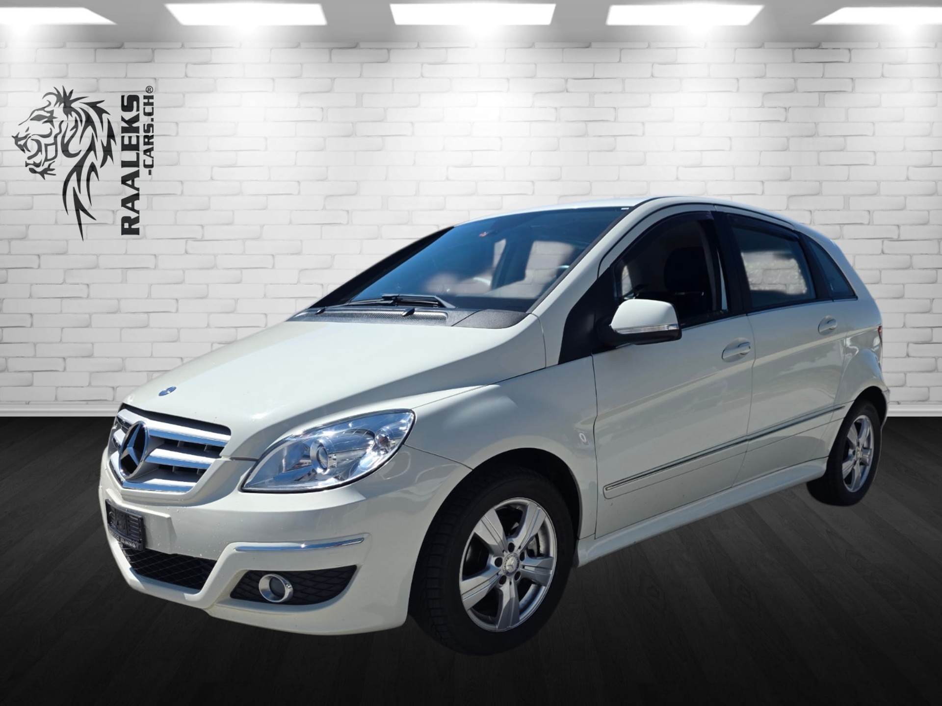 MERCEDES-BENZ B 180 CDI