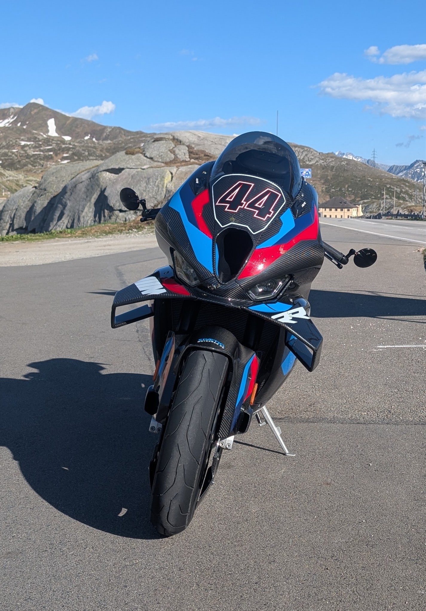 BMW M 1000 RR-image-6