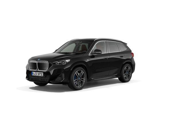 BMW iX1 30 xDrive M Sport-image-0